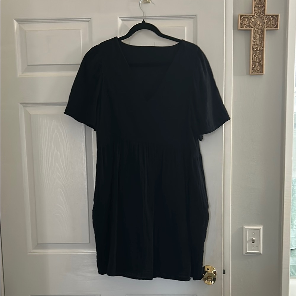 Elegant Black V-Neck Women's dress